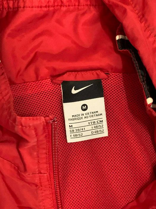 Geaca subtire, de primavara Nike, Marimea M