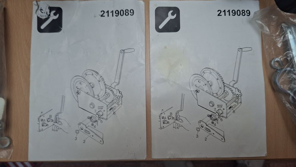 Vând 2 bucati troliu manual