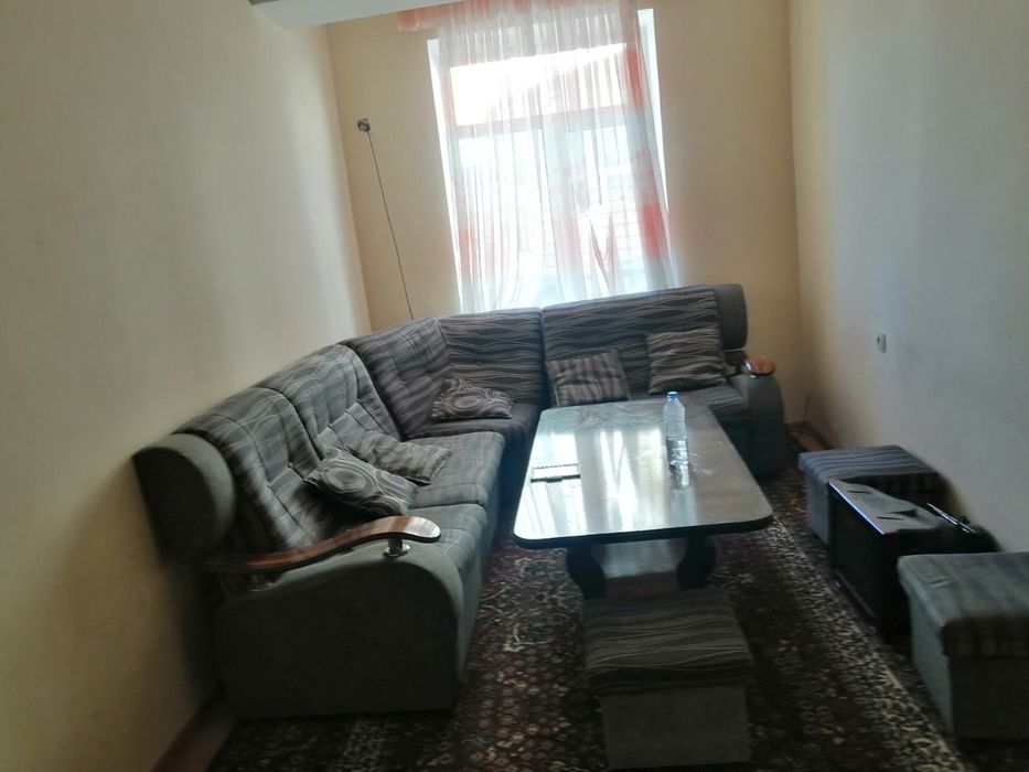 Фаргона шахар Флагман олдида