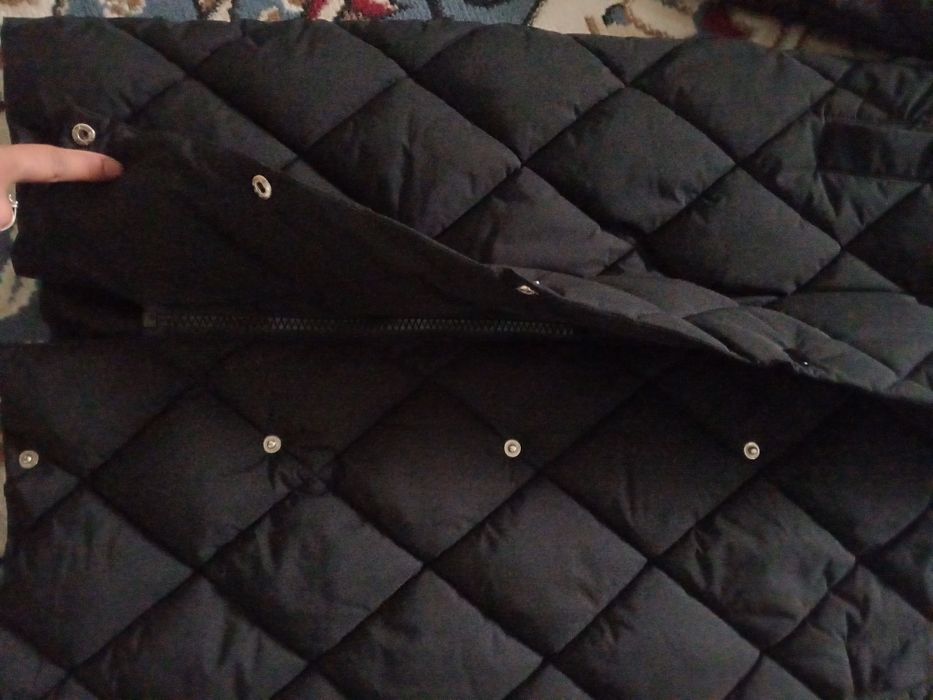 Продам куртку новая