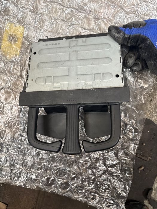 Vw Golf 4 Поставка Чаши къп холдър