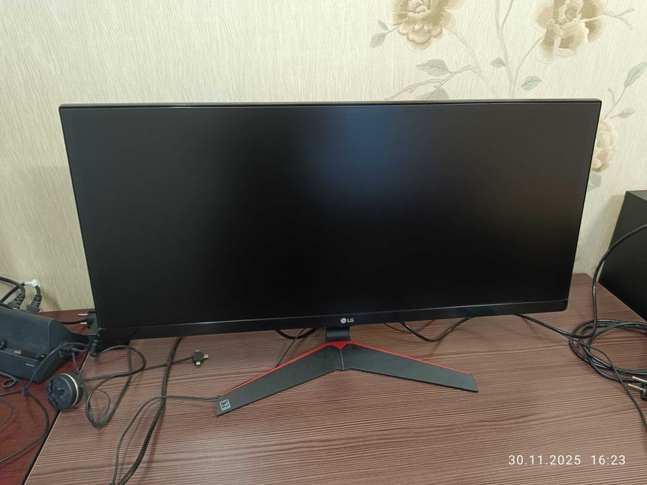 Монитор LG 29'' UW-FHD UltraWide IPS