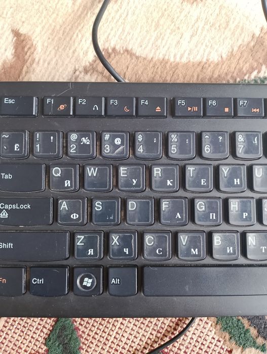 Клавиатура Lenovo