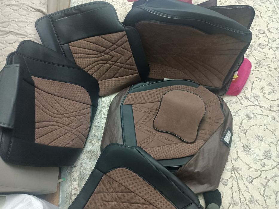 Чехлы на авто комплект