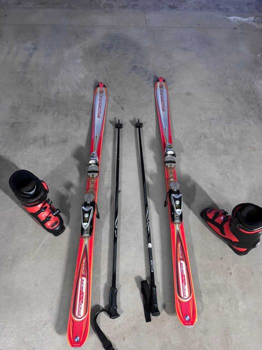 Пълен ски комплект Rossignol – ски, обувки, щеки