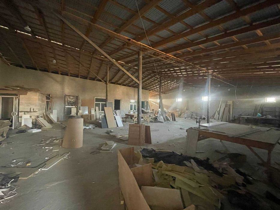 Tayyor tsex ofisi ichida sotiladi