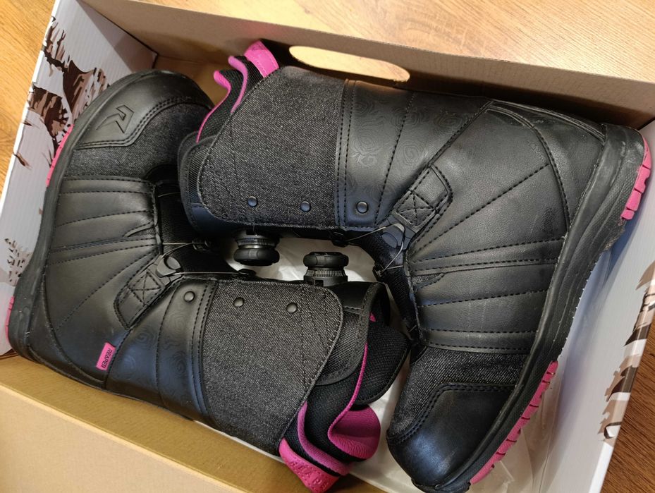 Сноуборд обувки 24.5см