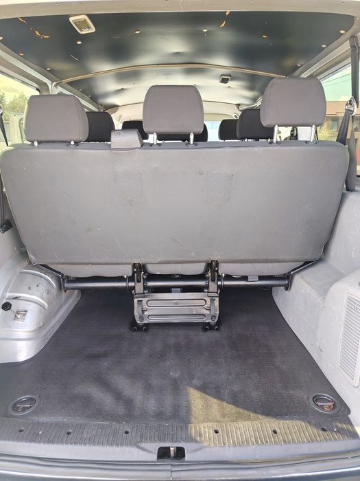 Vw Transporter 8+1locuri klima
