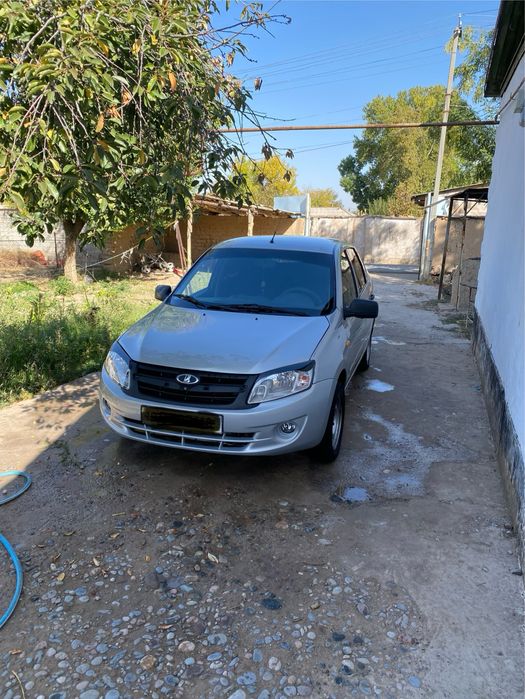 Lada Granta с гарантиров