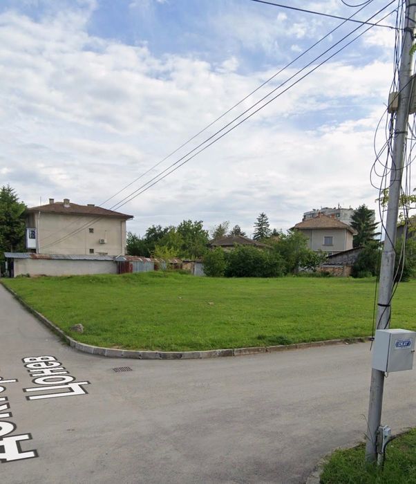 Парцел 714кв’м с ток и вода в гр,Попово