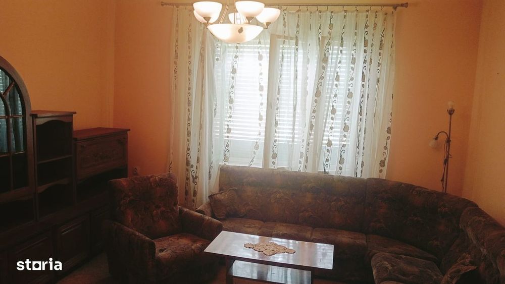 Casa tip conac de vanzare in Nadlac