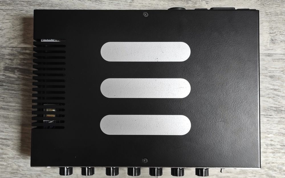 Усилитель для бас гитары