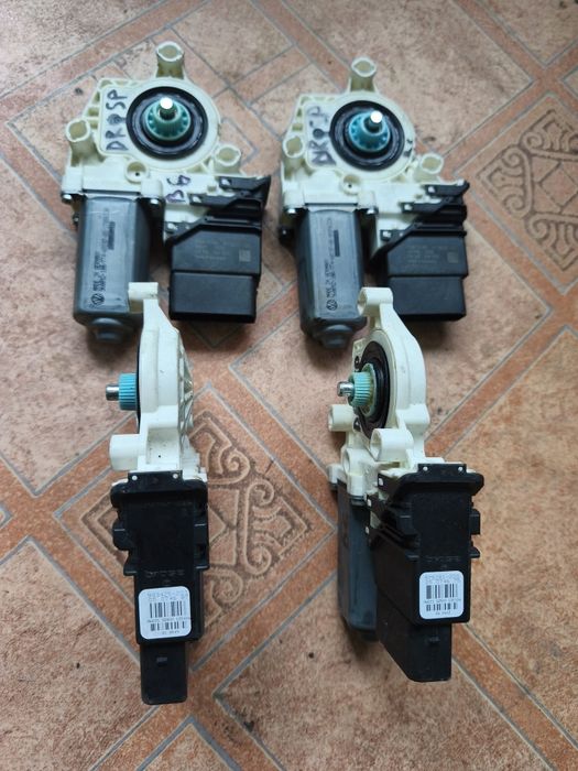 Motoraș geam cu modul dreapta spate Volkswagen Passat B6 2005-2010
