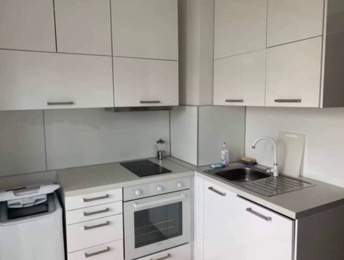 Дава се под наем Двустаен апартамент в София, Яворов - 55 кв.м за 623.22 € - Снимка #2