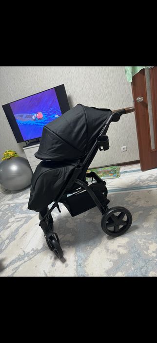 Продам коляску tomix