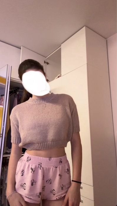 Оригинална мека блузка телесен цвят