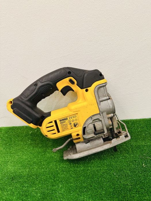 Pendular Dewalt DCS331