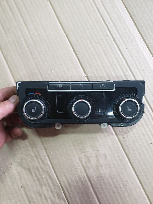 Panou comanda clima/Ac cu incalzire in scaune VW Golf 6 jetta caddy sh