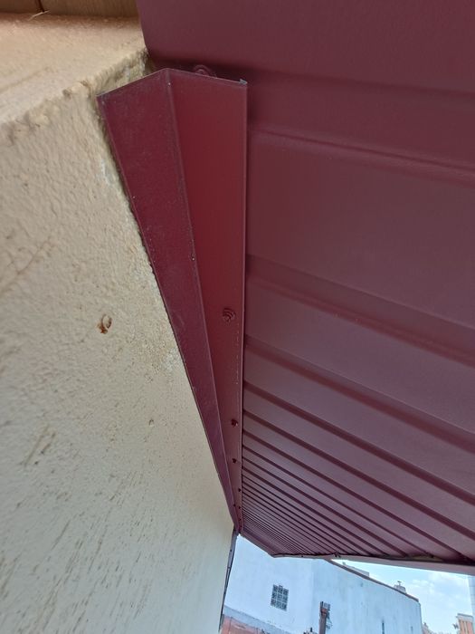 Sageac metalic, Lambriu lemn/pvc și reparatii