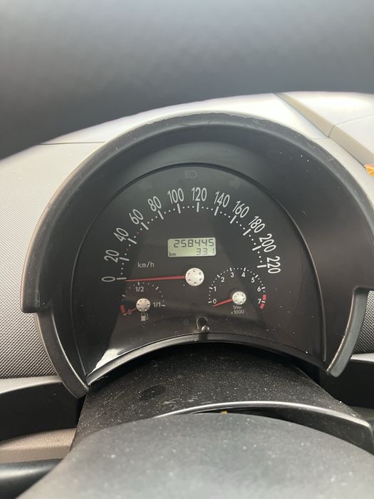VOLKSWAGEN New Beetle 1999 — imagine 3