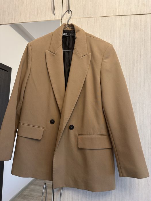 Zara блейзър и костюми pull&bear