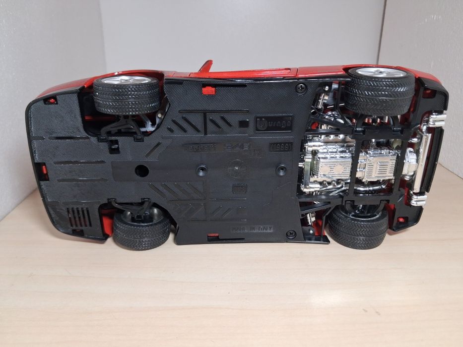 Ferrari 348tb bburago 1:18