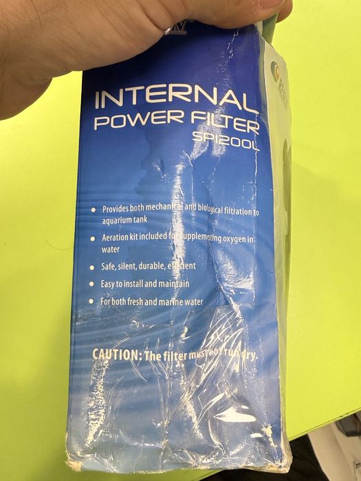 „Vând filtru intern Resun SP1200L, ideal pentru acvarii până la 200 litri