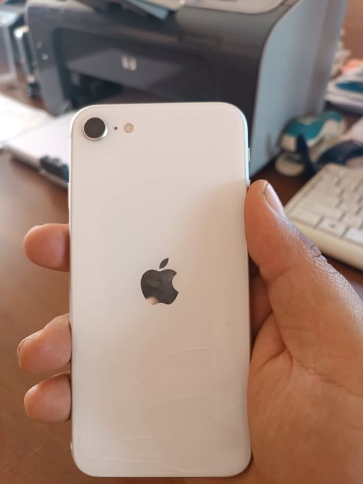 IPhone se 2020 Айфон се 2020