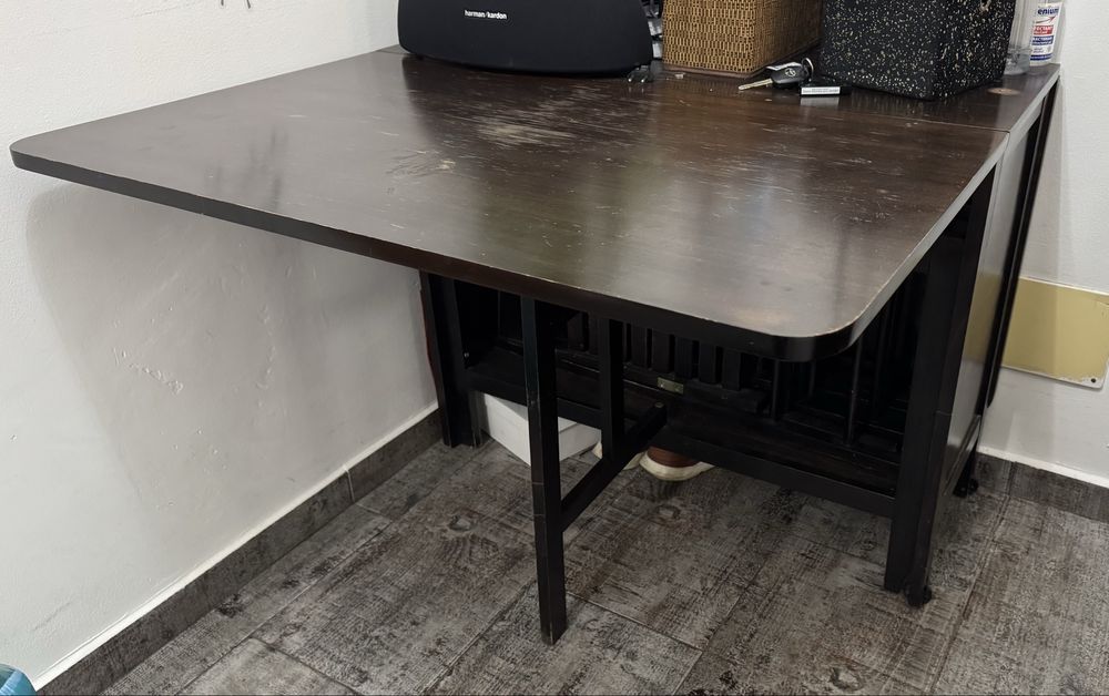 Masa pliabila integral din lemn de fag + 4 scaune ( nu din PAL )