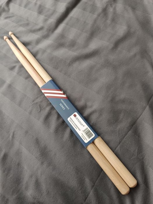 Продам ударные палочки.