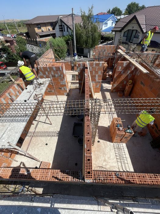 Fima de constructii case la cheie sau la rosu