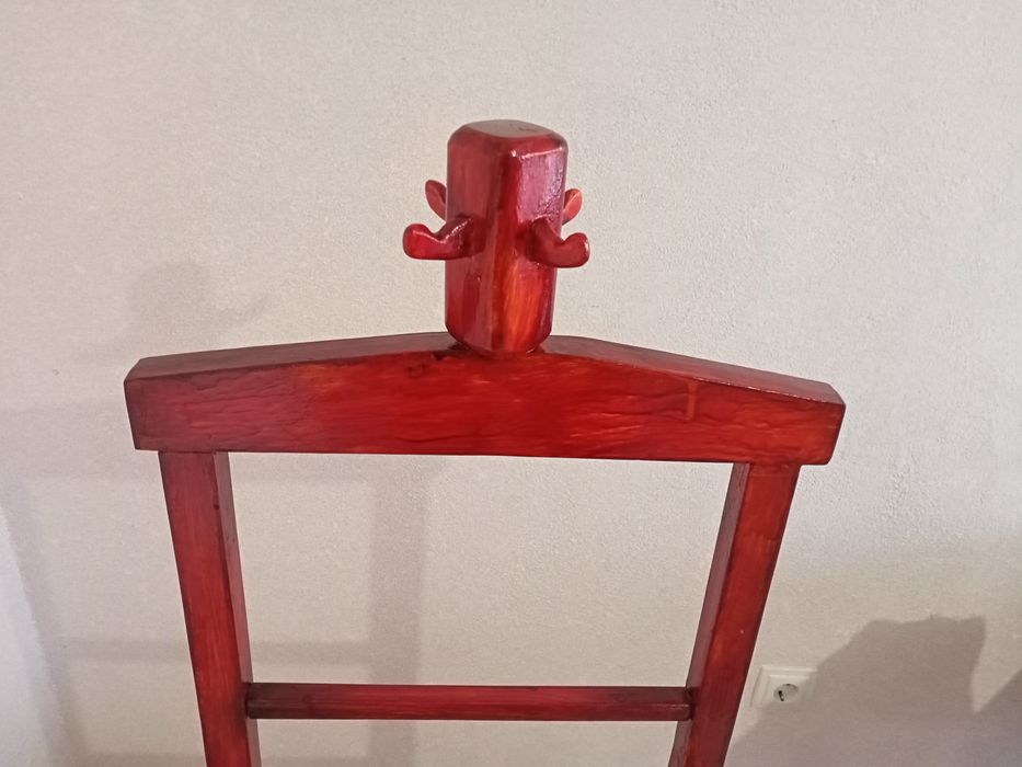 Вешалка напольная костюмная