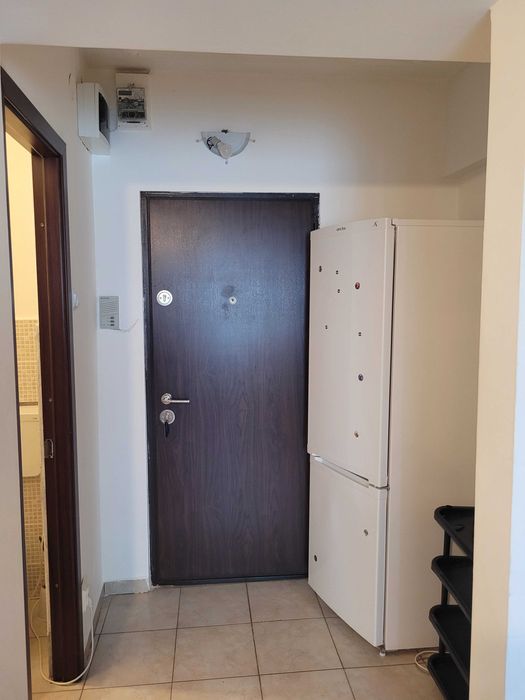 Închiriez apartament 1 camera Poitiers Iași