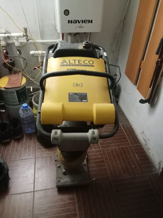 Продам трамбовку, почти новая.