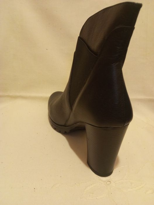 Ghete dama piele naturala 36