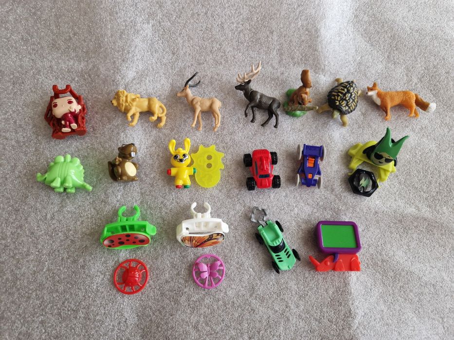 Играчки Kinder Joy, Kinder Surprise и други