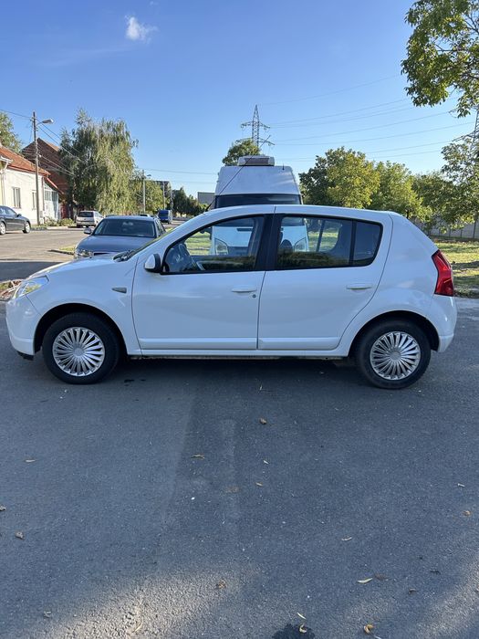 DACIA Sandero 2011 — imagine 2