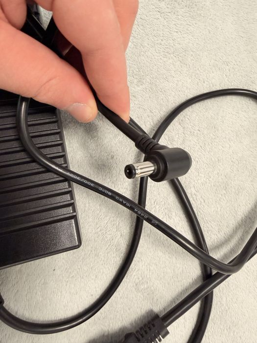 Încărcător laptop ASUS 19V 7.7A 146W