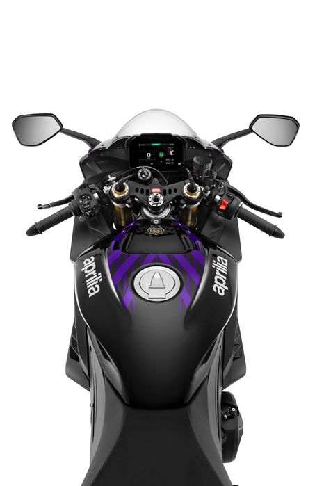 Motocicleta Aprilia RSV4 Factory 2026 - Cea mai puternica motocicleta in productie pentru uz stradal