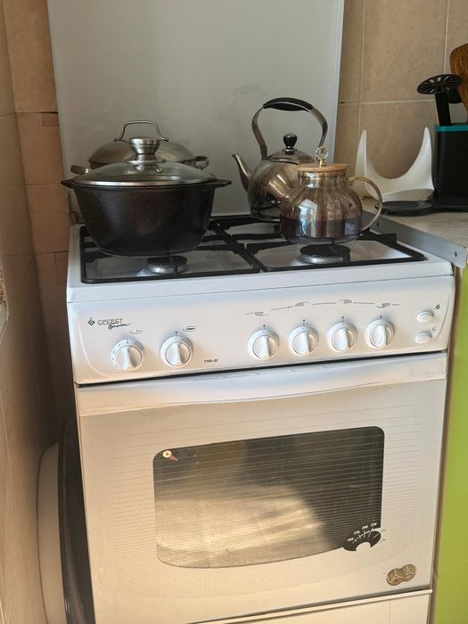 Газовая плита продается