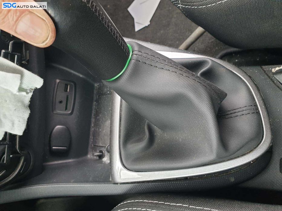 Manson Piele de la Nuca Schimbator Viteze Renault Clio 4 2012 - 2019 [Q2793]