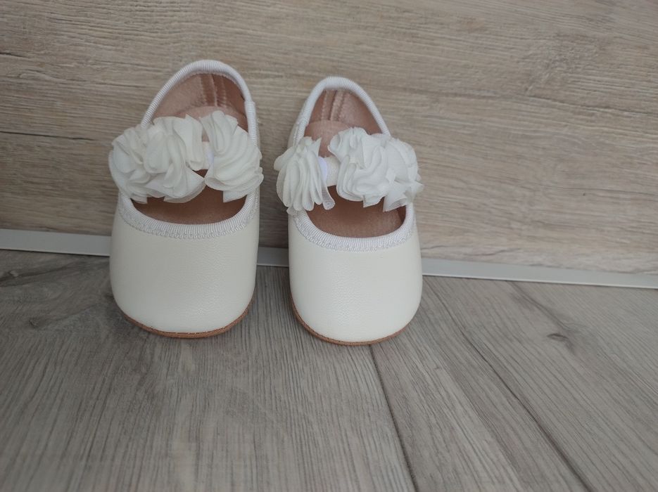 Бебешки балетки HM 16/17 номер