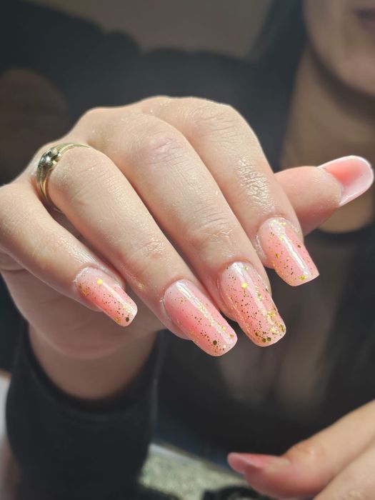 Manichiura semi, gel si poly gel