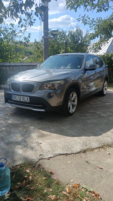 Vând BMW X1 automata X drive