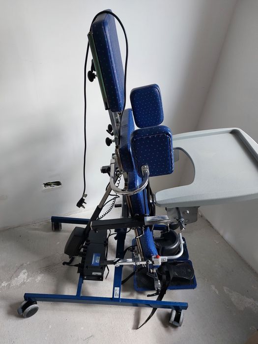 Verticalizator electric cu telecomanda