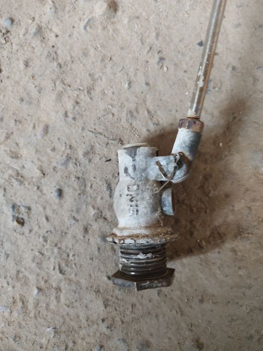 Поплывок железны