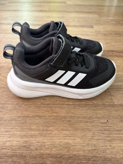 Кроссовки на мальчика Adidas