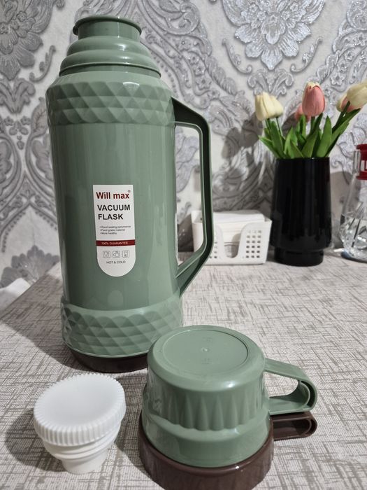 Термос продаю недорого