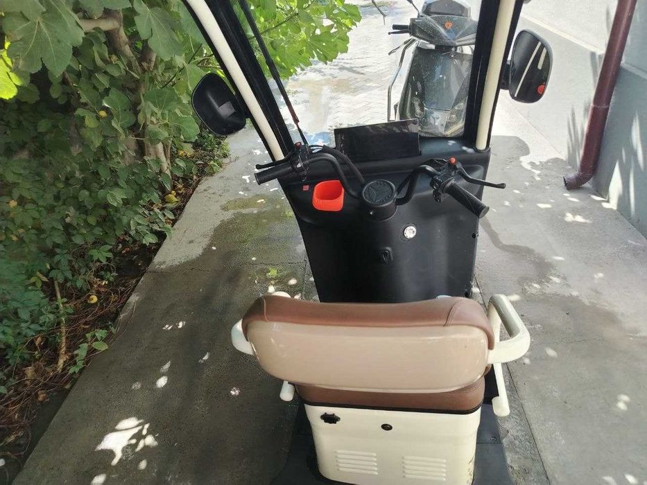Skuter srochno sotiladi