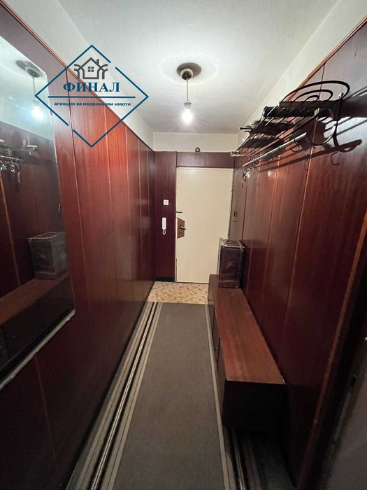 Тристаен апартамент в кв. Добруджански – отлична локация!